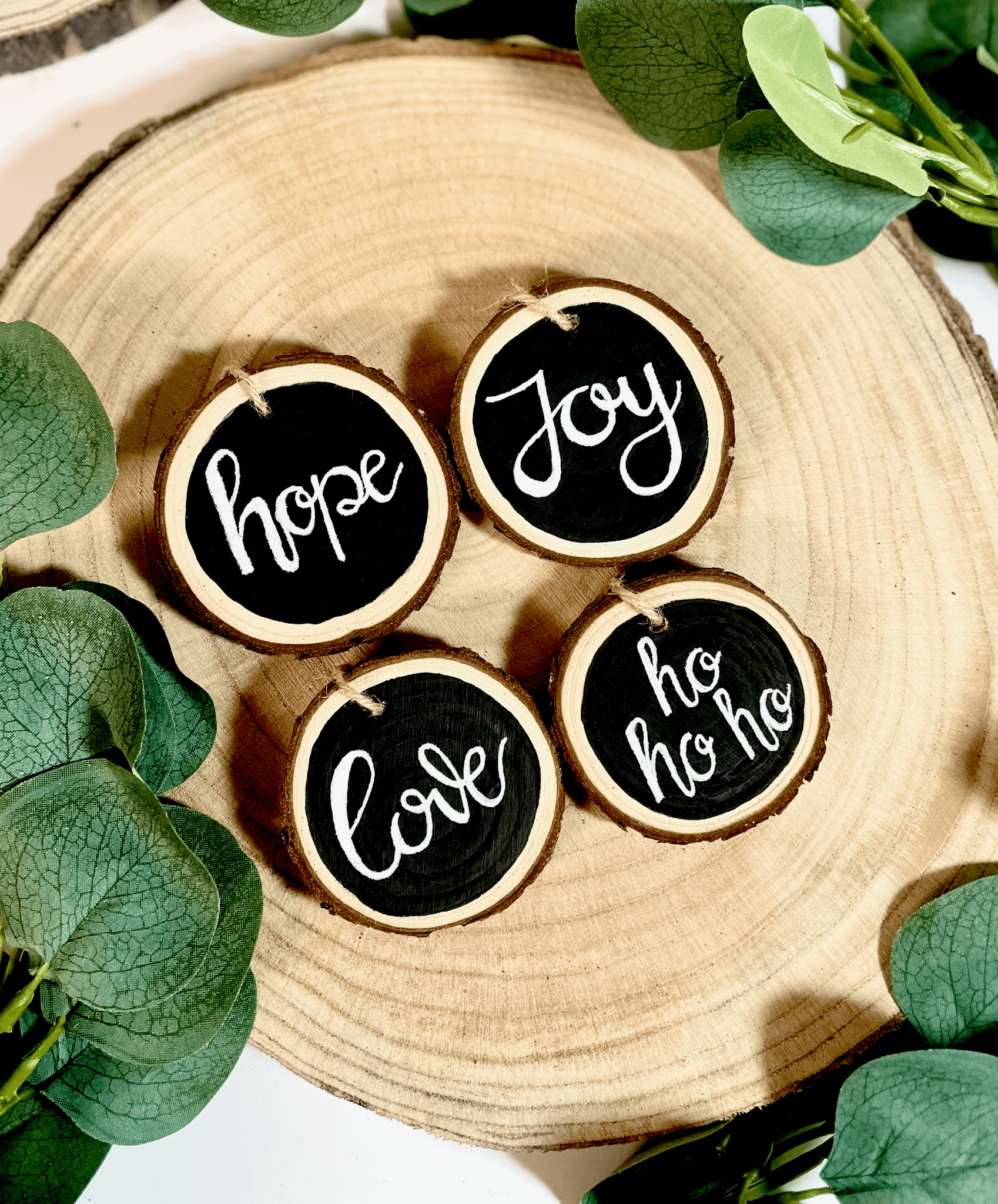 Black & White Christmas Log Slice Decorations - KLC Creation