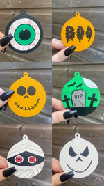 Load image into Gallery viewer, Pumpkin Face Tree Decoration - KLC Creation
