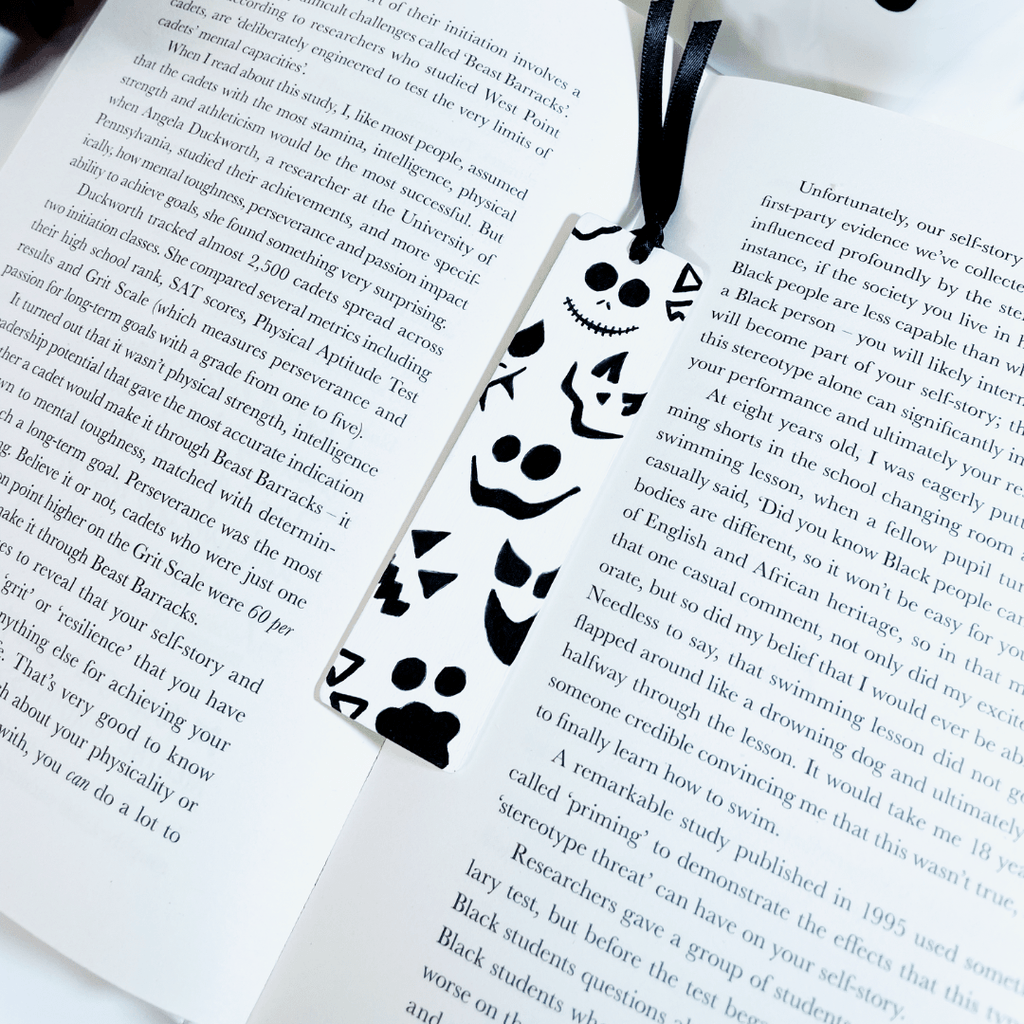 White Wood Pumpkin Bookmark - KLC Creation