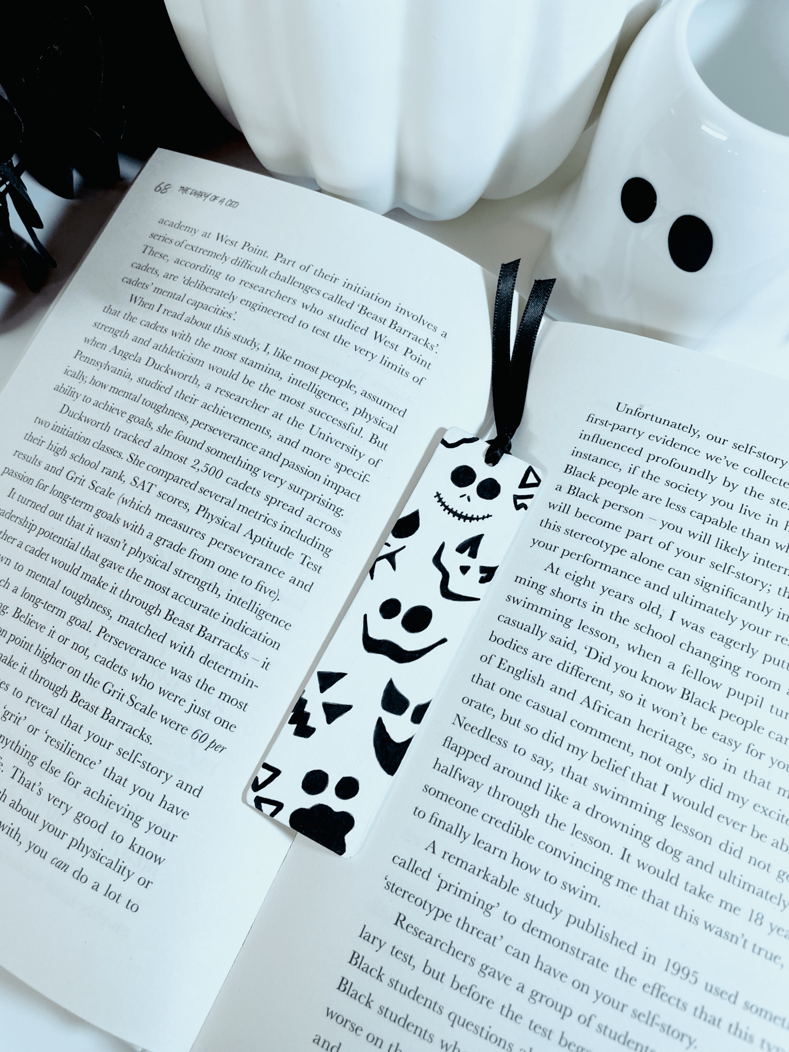 White Wood Pumpkin Bookmark - KLC Creation